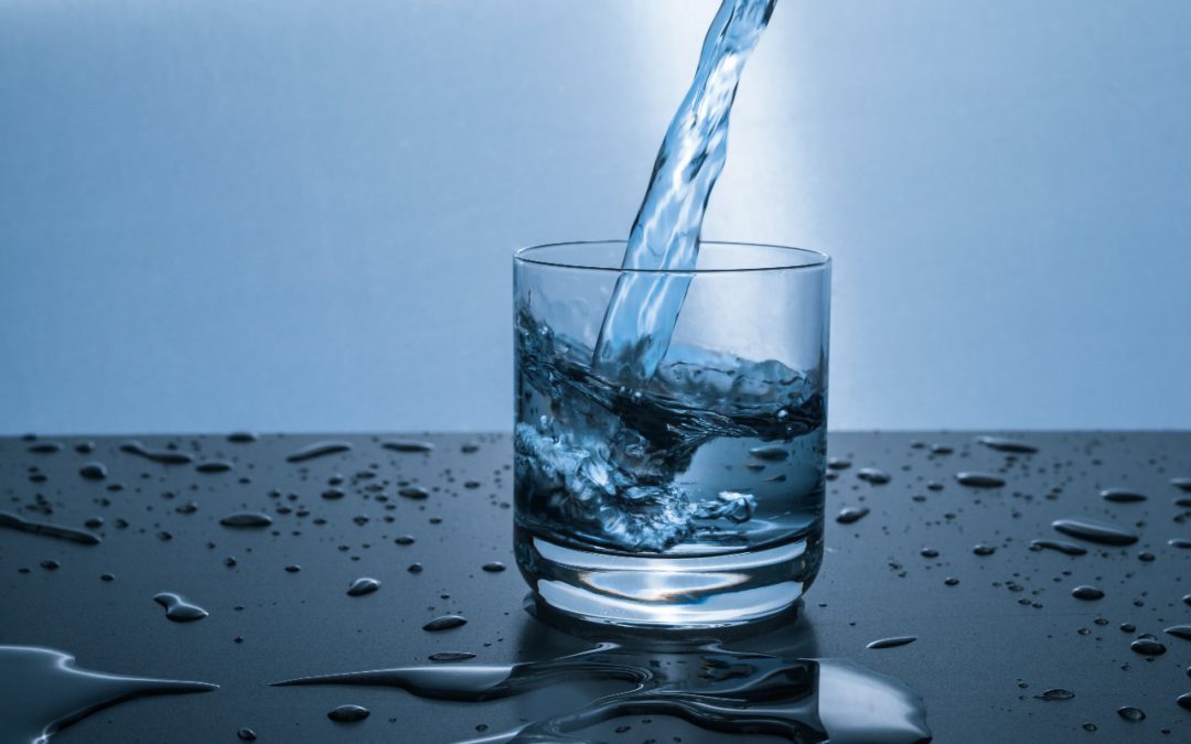 Deshidratación en personas mayores: cómo prevenirla y tratarla