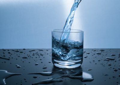 Deshidratación en personas mayores: cómo prevenirla y tratarla